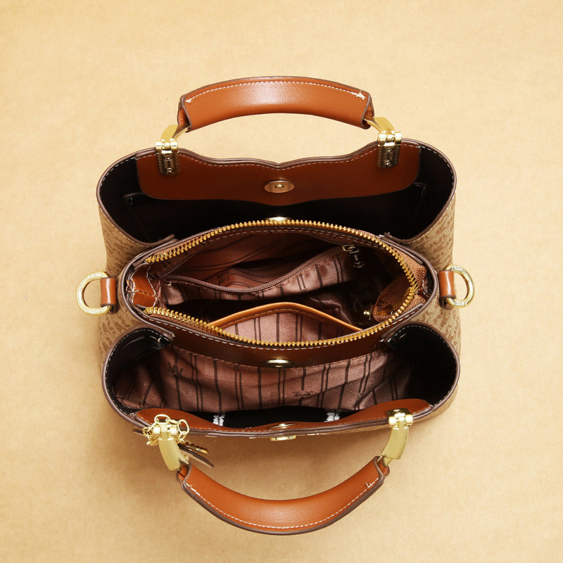 ✨50% RABATT NU!👜 Mångsidig, elegant handväska i retrostil, lätt och lyxig, kan bäras som axelväska.