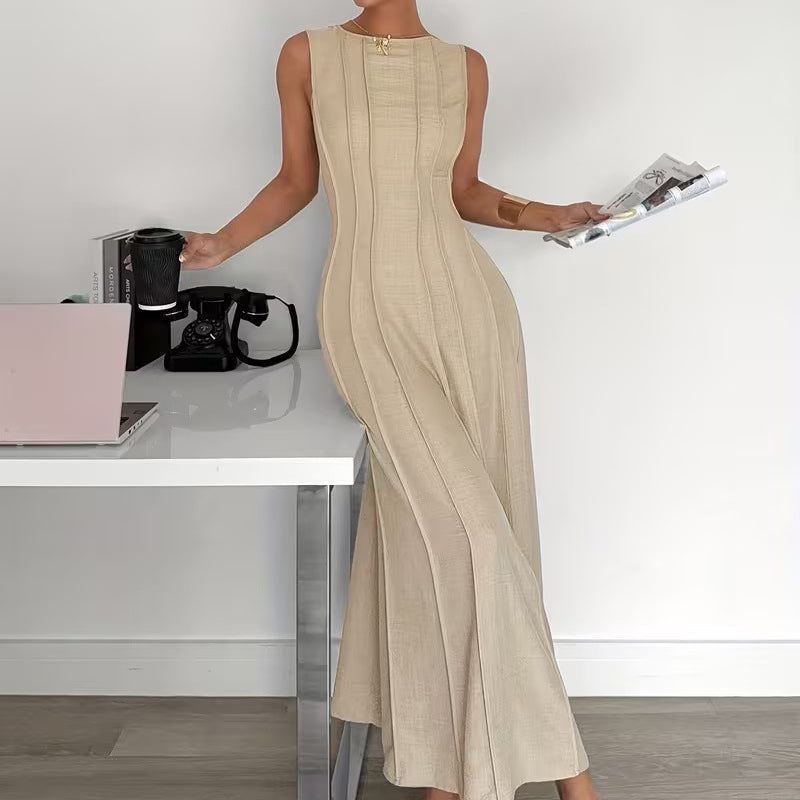 Women's Sleeveless Pleated A-Line Maxi Dress