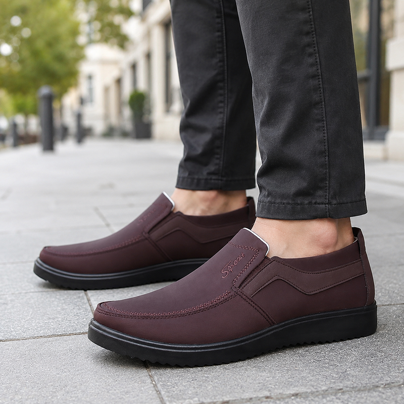Men's Lightweight Breathable Slip-On Shoes